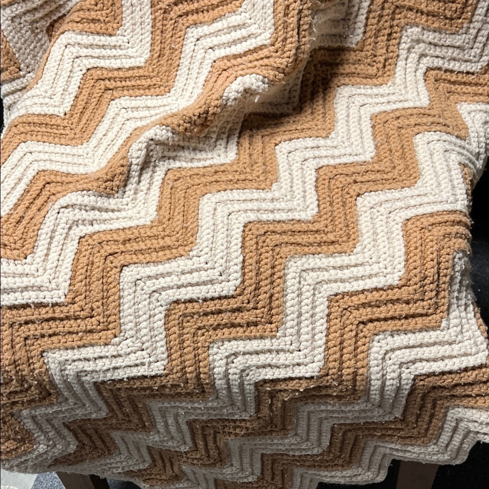 Handmade Chevron Patterned Lap Blanket - Picture 2 of 3